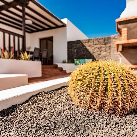 Amigos 200 Mq, With Bar, Hot Pool, Billiard And Bbq * Playa Blanca (Lanzarote)
