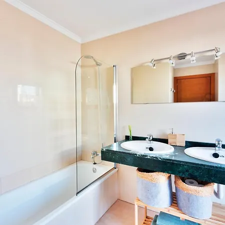 Villa Amigos 200 Mq, With Bar, Hot Pool, Billiard And Bbq Playa Blanca (Lanzarote)